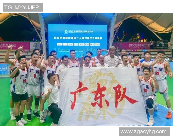 上海篮球队的战术解析与控制体系的深度剖析与应用探讨